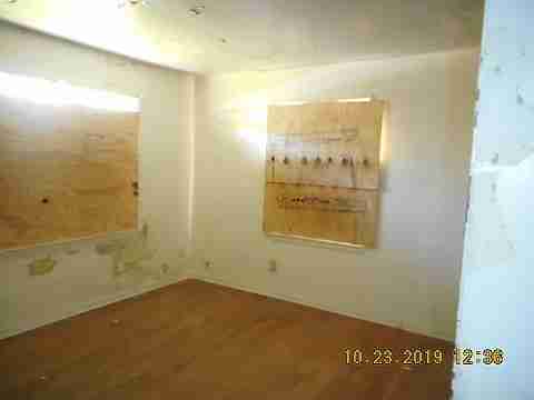 8307 Piedmont (12)_m.jpg